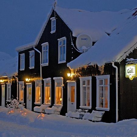 Taergesen Guesthouse Reydarfjordur 外观 照片
